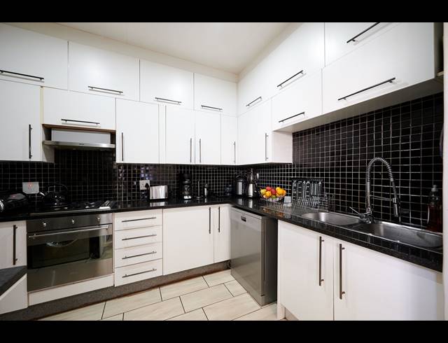 3 BEDROOM HOUSE FOR SALE IN VORNA VALLEY